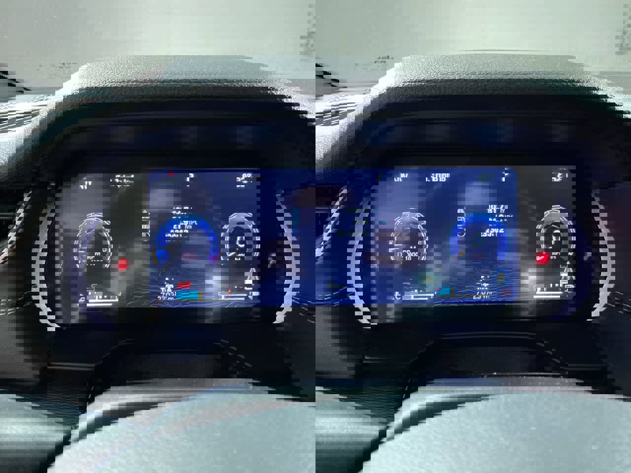 Used 2023 Jeep Grand Cherokee L Laredo image 23