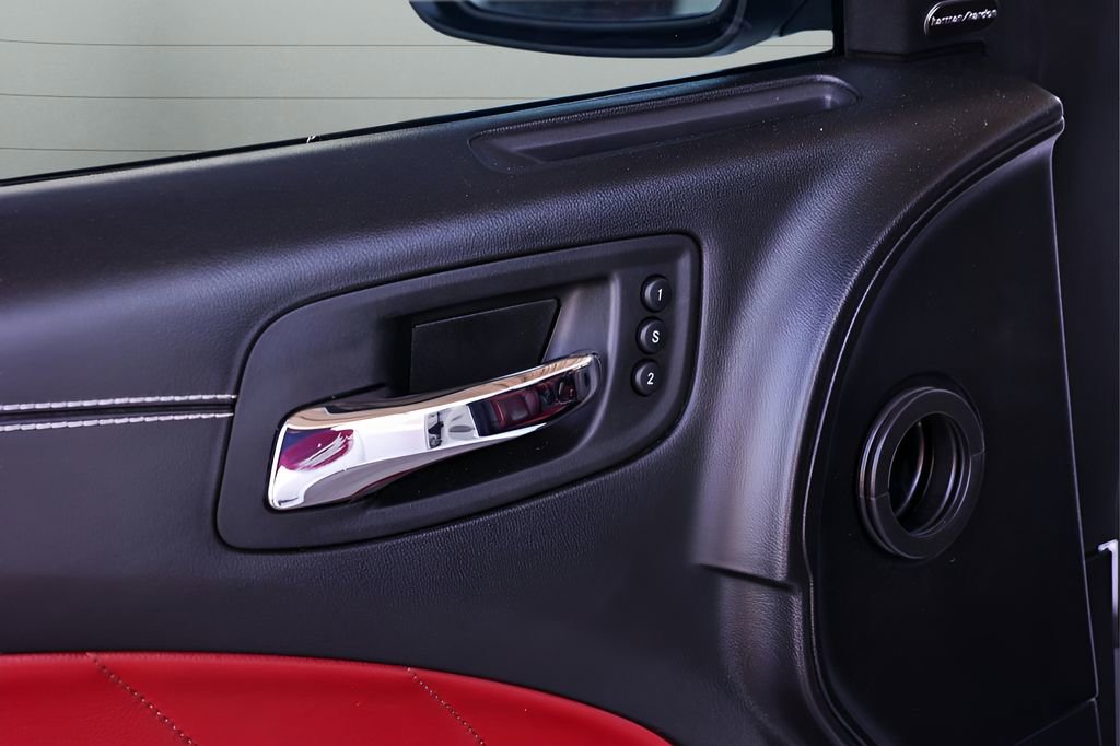 Used 2022 Dodge Charger SRT Hellcat w/ Carbon/Suede Interior Package image 37