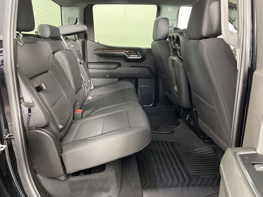 Used 2024 GMC Sierra 1500 Elevation image 15
