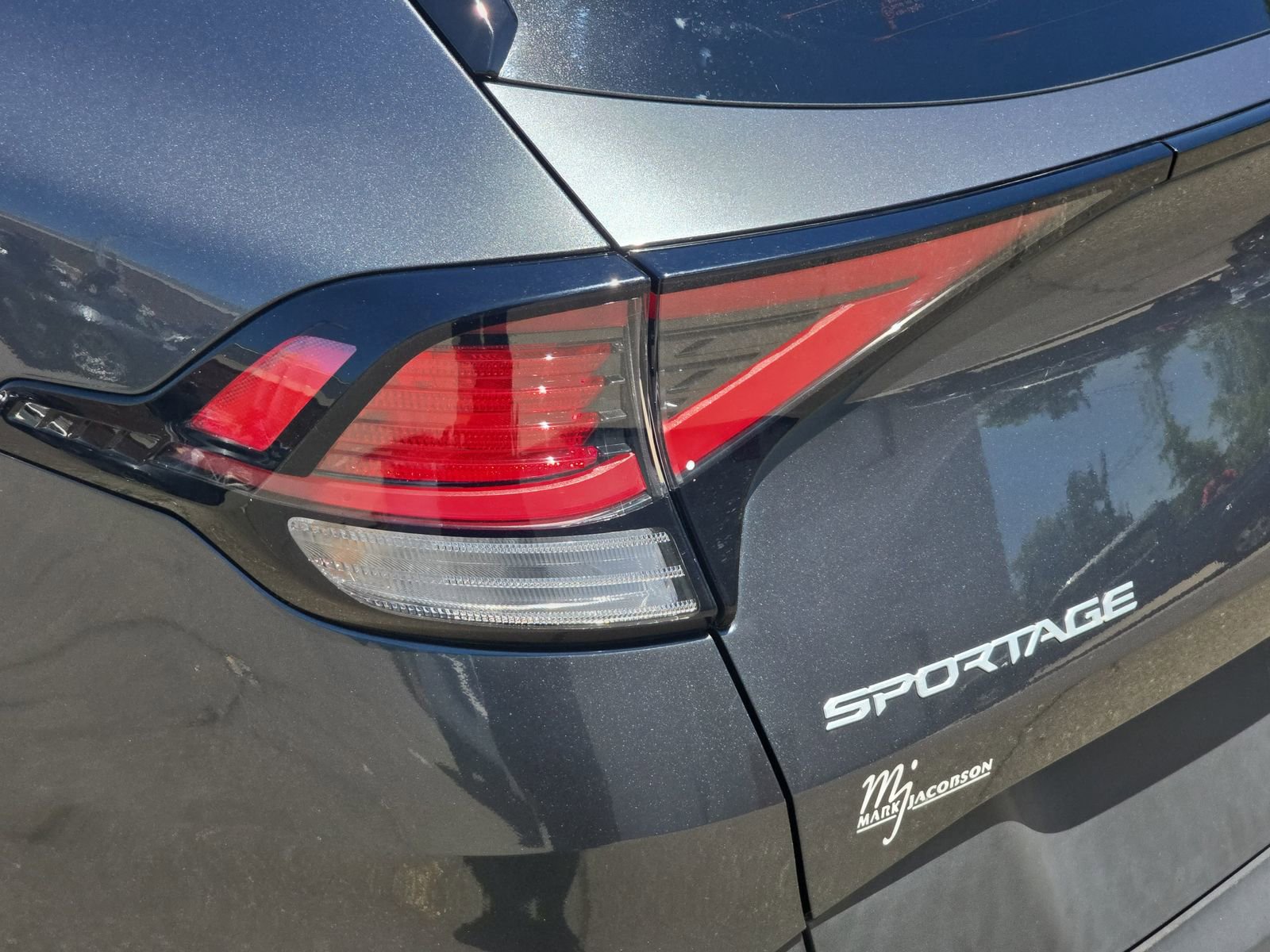 Used 2023 Kia Sportage LX FWD image 33