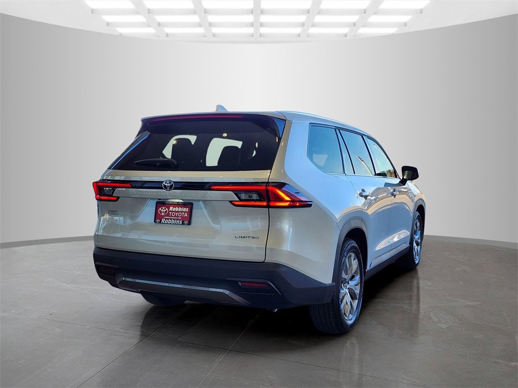 New 2026 Toyota Grand Highlander Limited image 3