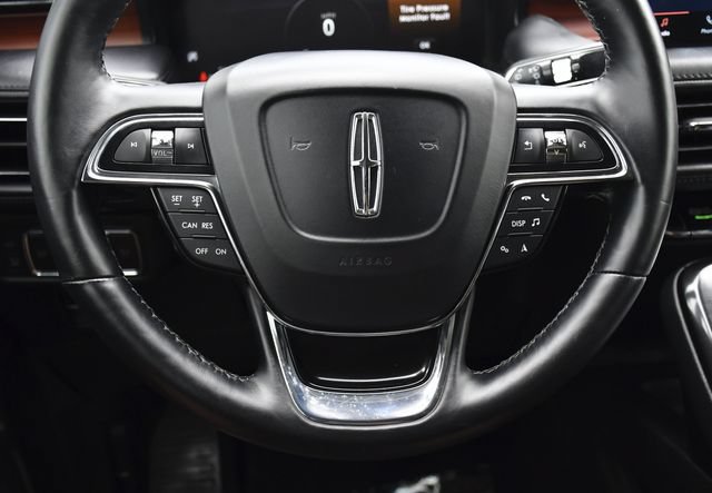 Used 2022 Lincoln Nautilus Reserve w/ Monochromatic Package FWD image 7