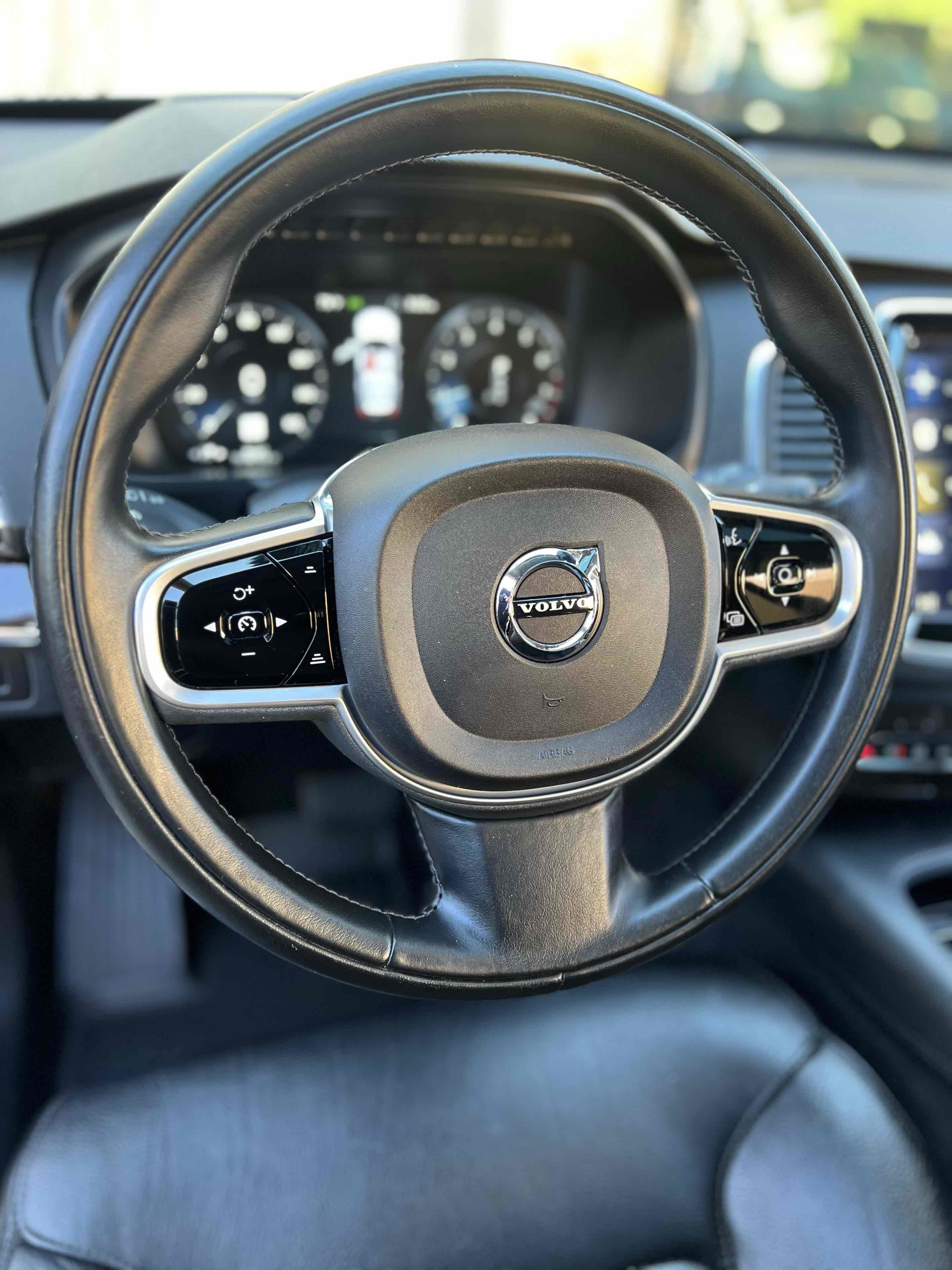 Used 2019 Volvo XC90 T6 Momentum w/ Advanced Package image 59