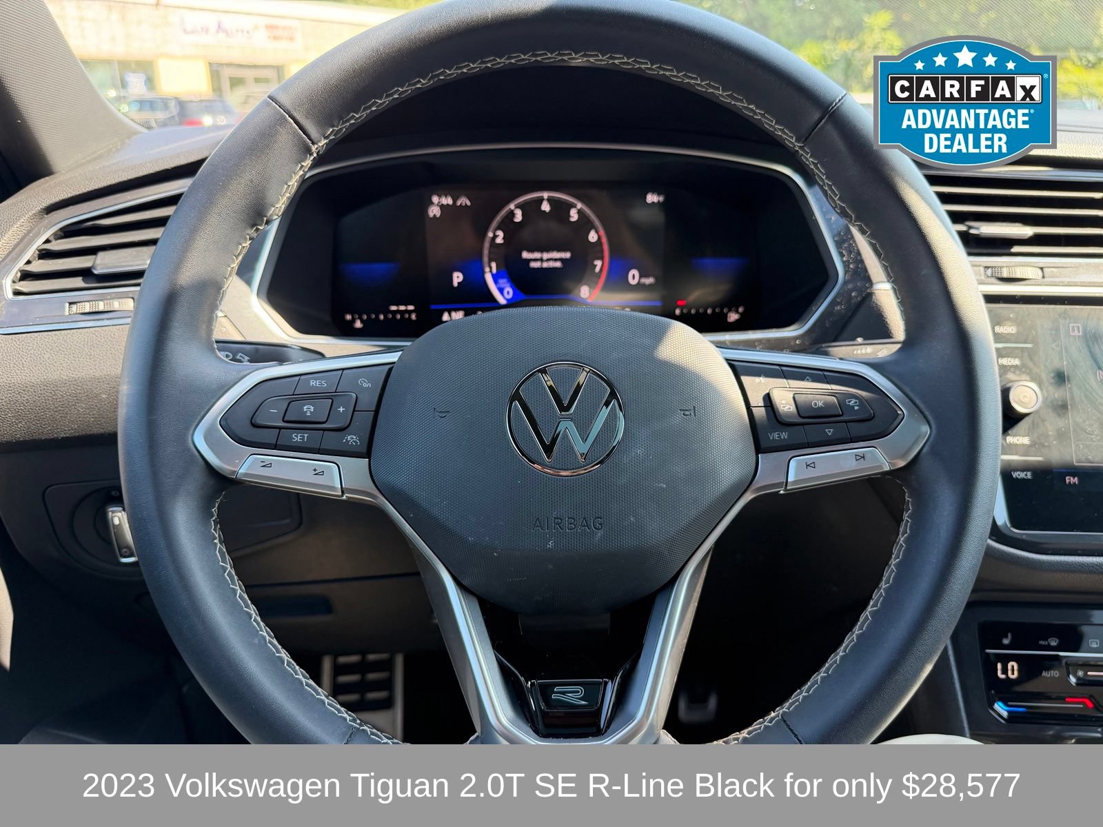 Used 2023 Volkswagen Tiguan SE R-Line AWD/4WD image 12