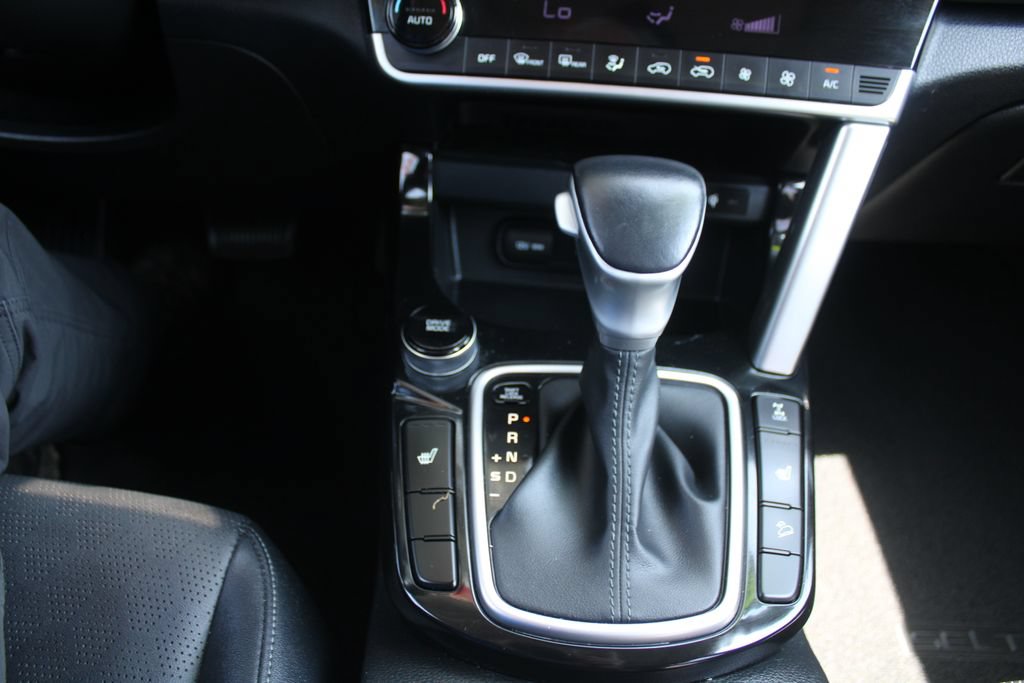 Certified 2023 Kia Seltos SX w/ SX Sunroof Package AWD/4WD image 33