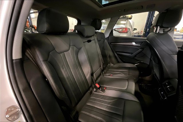 Certified 2024 Audi Q5 2.0T Premium AWD/4WD image 27