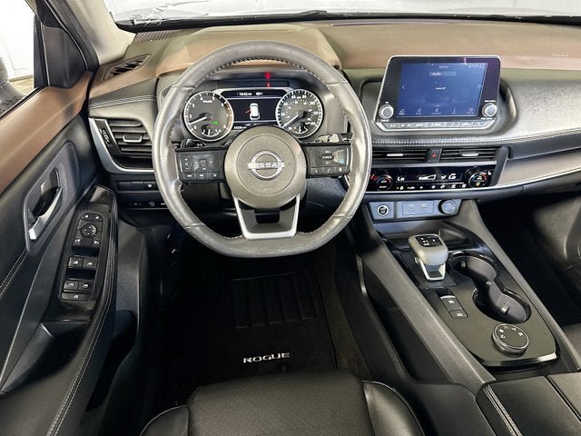 Certified 2023 Nissan Rogue SV w/ SV Premium B Package AWD/4WD image 19