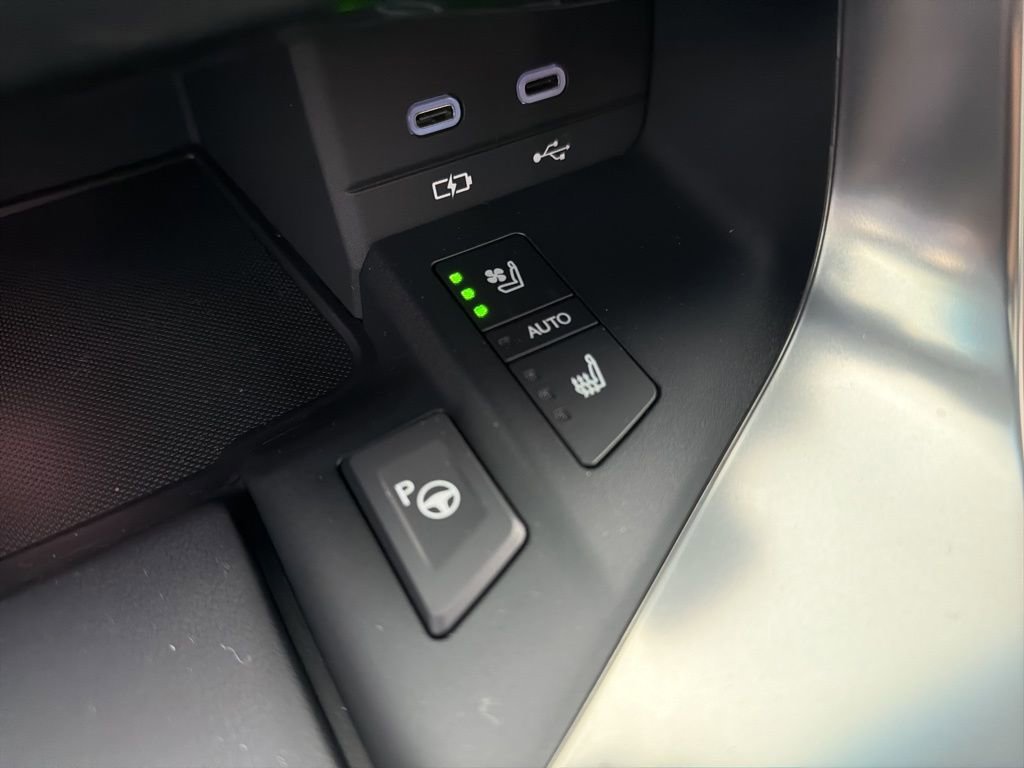 New 2026 Lexus LX 700h F Sport image 19
