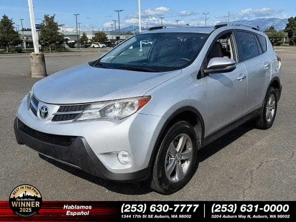 Used 2015 Toyota RAV4 XLE AWD/4WD image 1