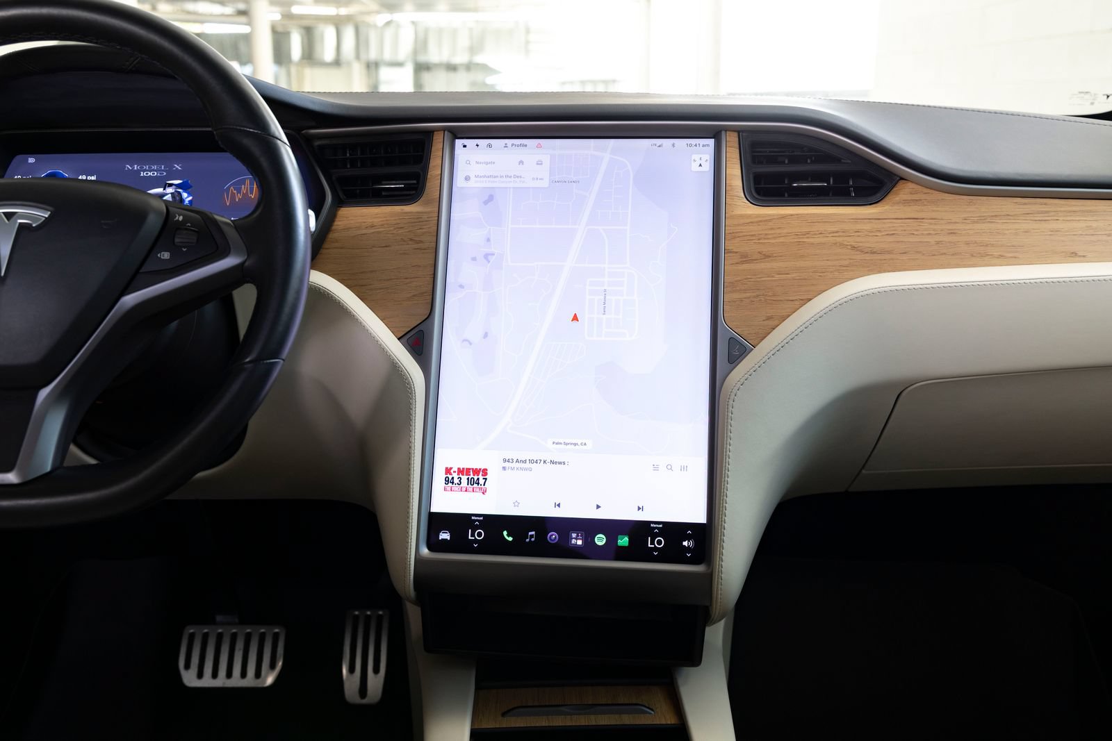 Used 2018 Tesla Model X 100D AWD/4WD image 13