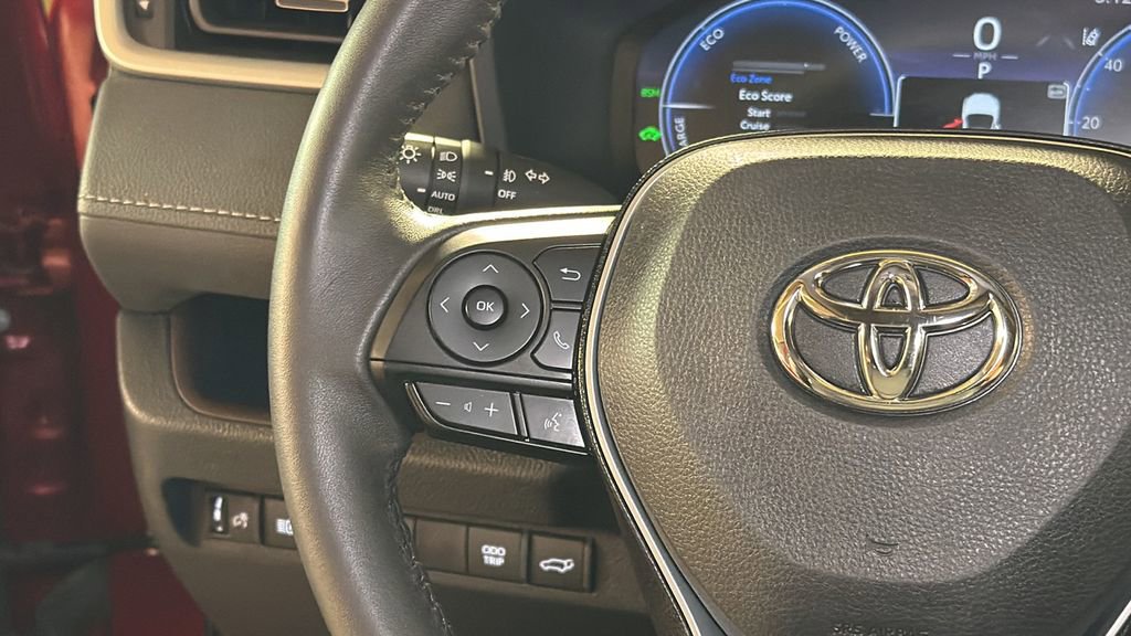 Used 2023 Toyota RAV4 Limited image 23