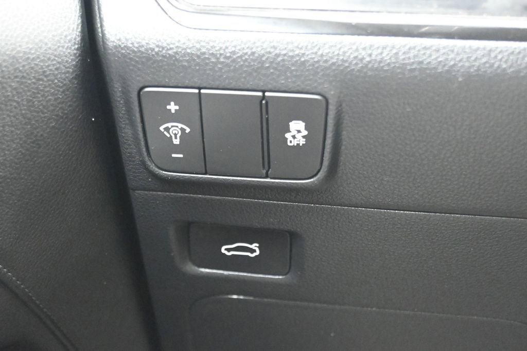 Used 2025 Kia K5 GT-Line w/ GT-Line Premium Package FWD image 15