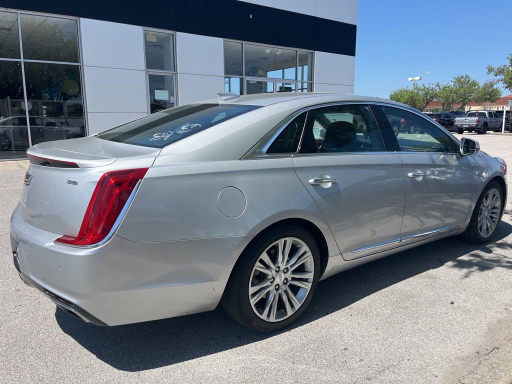 Used 2018 Cadillac XTS Luxury AWD/4WD image 3