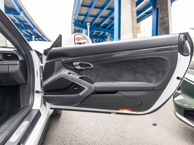 Certified 2018 Porsche 911 GT3 image 44