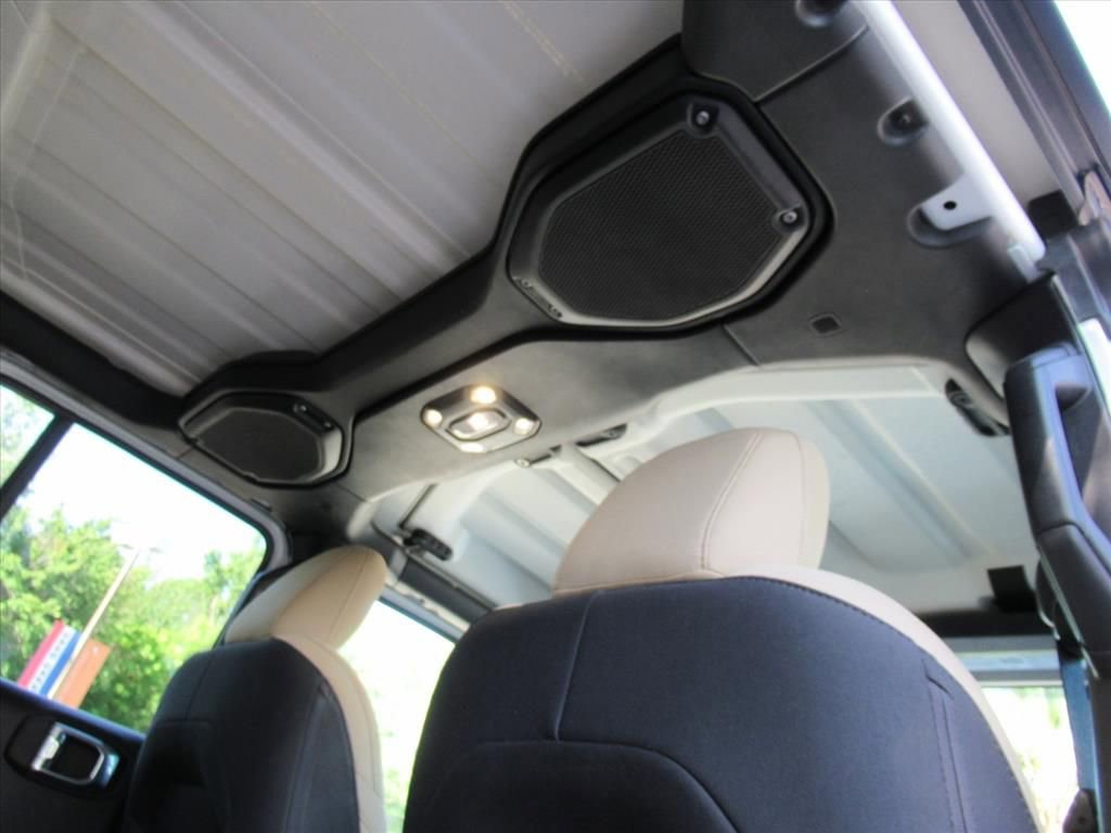 Certified 2022 Jeep Wrangler Unlimited Sport AWD/4WD image 15