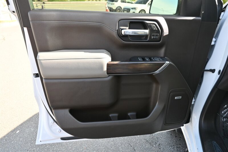 Used 2019 GMC Sierra 1500 SLT AWD/4WD image 17