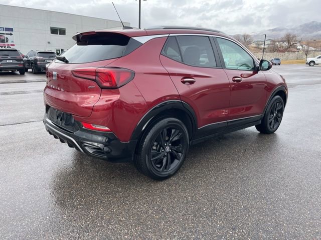 Used 2024 Buick Encore GX Sport Touring image 3
