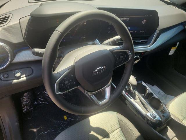 New 2026 Chevrolet Trax LT w/ Driver Confidence Package FWD image 8