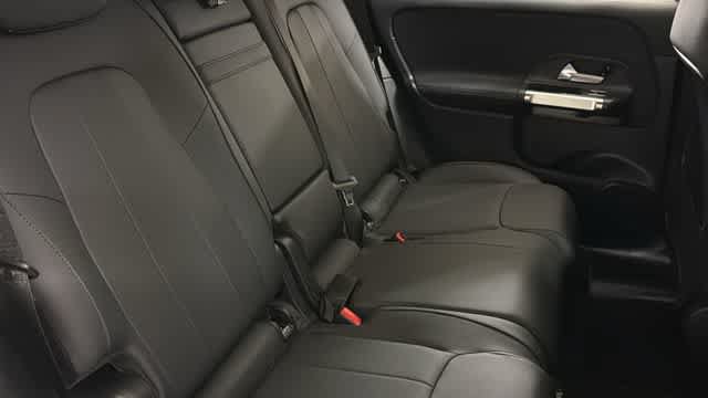 Certified 2026 Mercedes-Benz GLB 250 4MATIC image 36