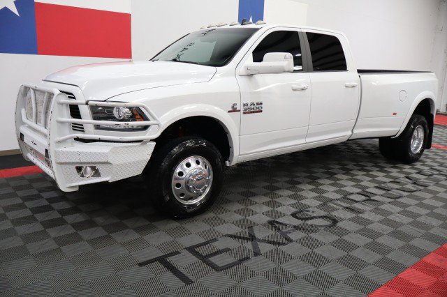 Used 2018 RAM 3500 Laramie w/ Sport Appearance Group AWD/4WD image 2