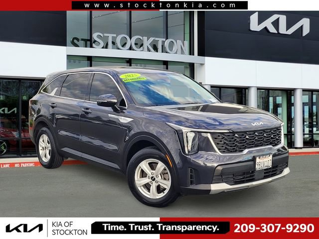 Used 2025 Kia Sorento LX
