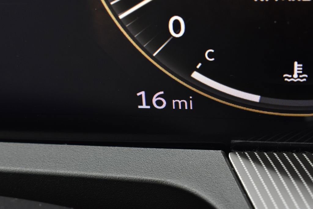 New 2026 INFINITI QX80 Luxe w/ Cargo Package image 24