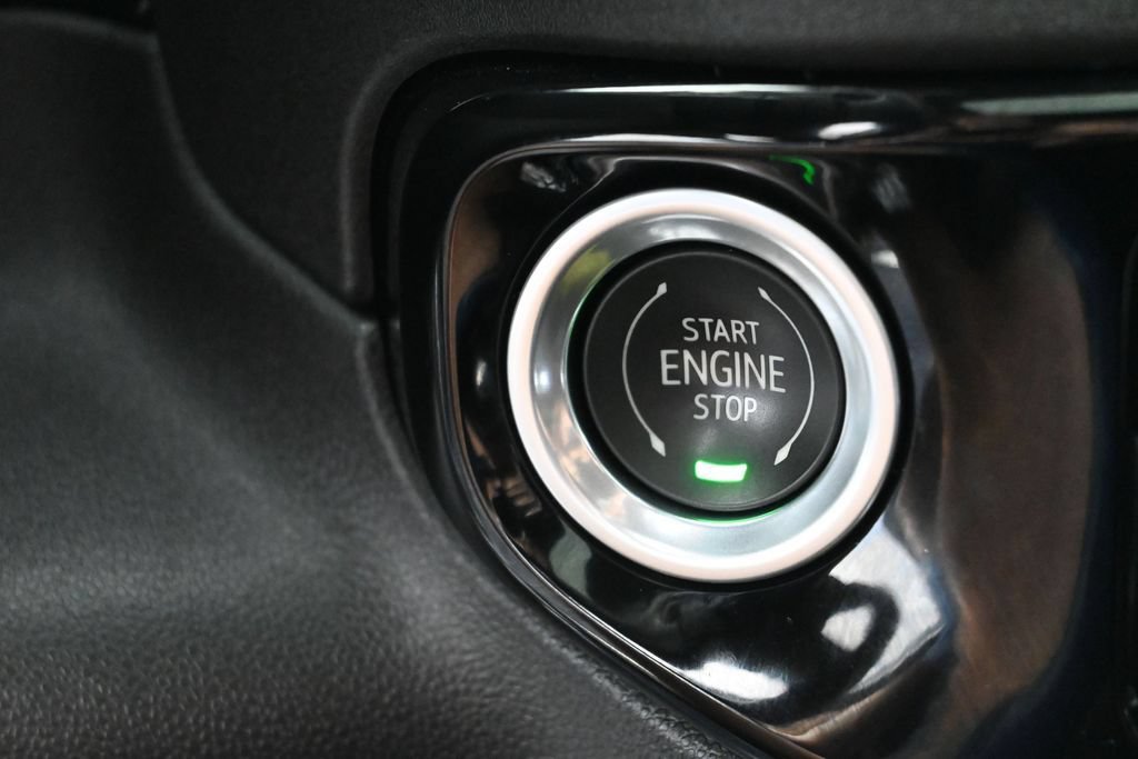 Used 2022 Chevrolet Silverado 1500 RST AWD/4WD image 28