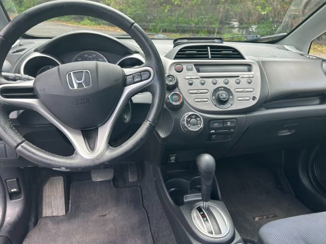 Used 2011 Honda Fit Sport image 10