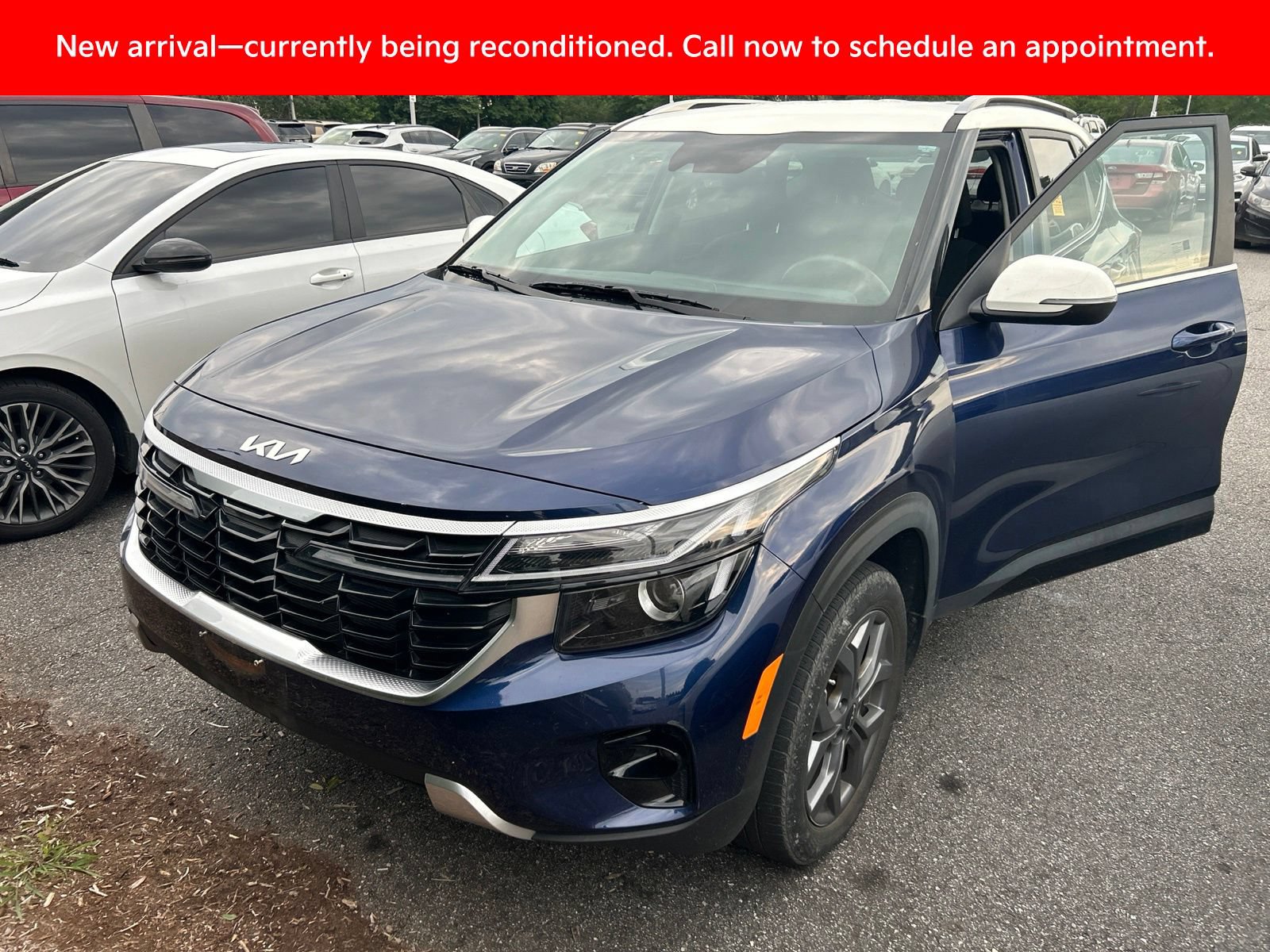 Certified 2024 Kia Seltos S FWD image 2