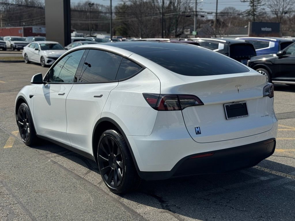 Used 2023 Tesla Model Y Long Range image 3