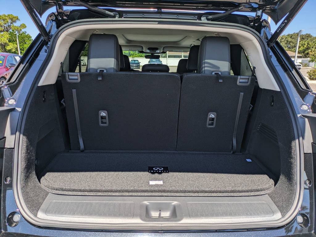 New 2027 INFINITI QX60 Luxe w/ Cargo Package FWD image 13
