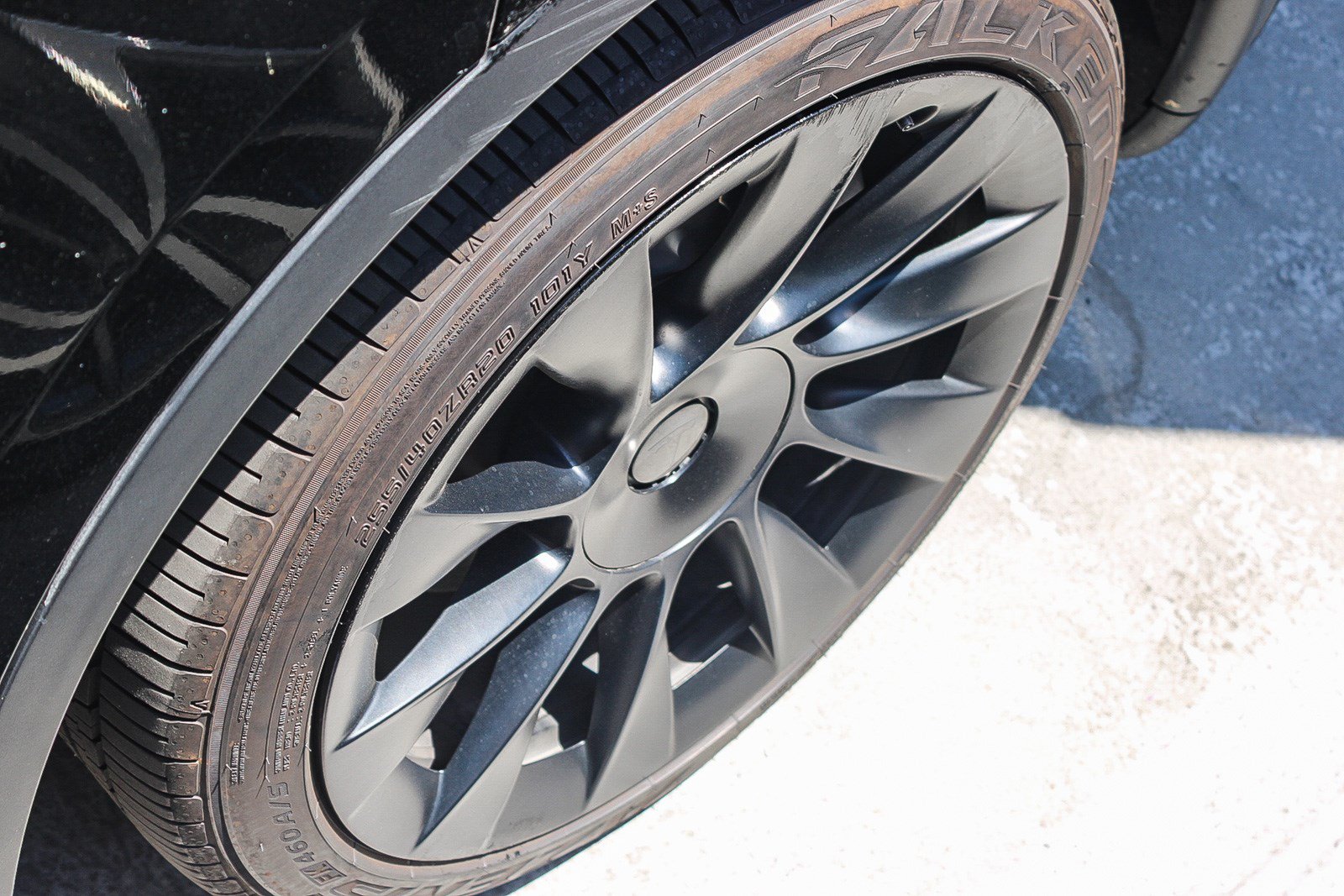 Used 2023 Tesla Model Y Long Range AWD/4WD image 10