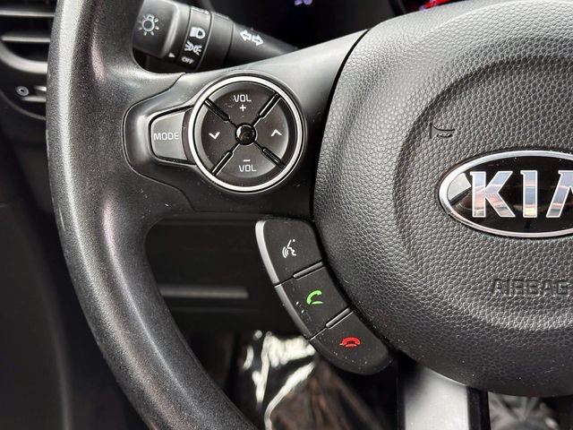 Used 2014 Kia Soul + FWD image 19