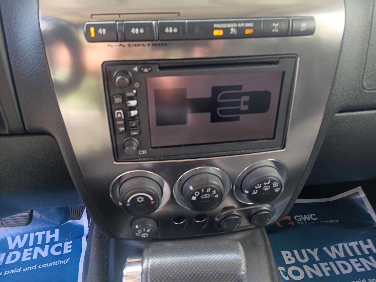 Used 2007 HUMMER H3 image 6