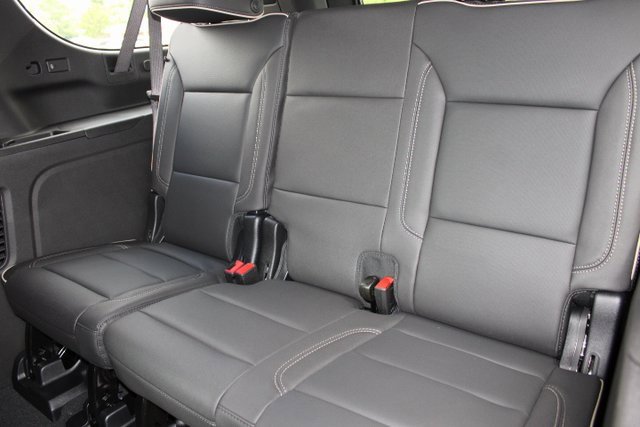 New 2025 Chevrolet Suburban Premier image 22