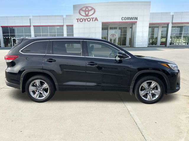 Used 2019 Toyota Highlander Limited w/ Protection Package #3 AWD/4WD image 12