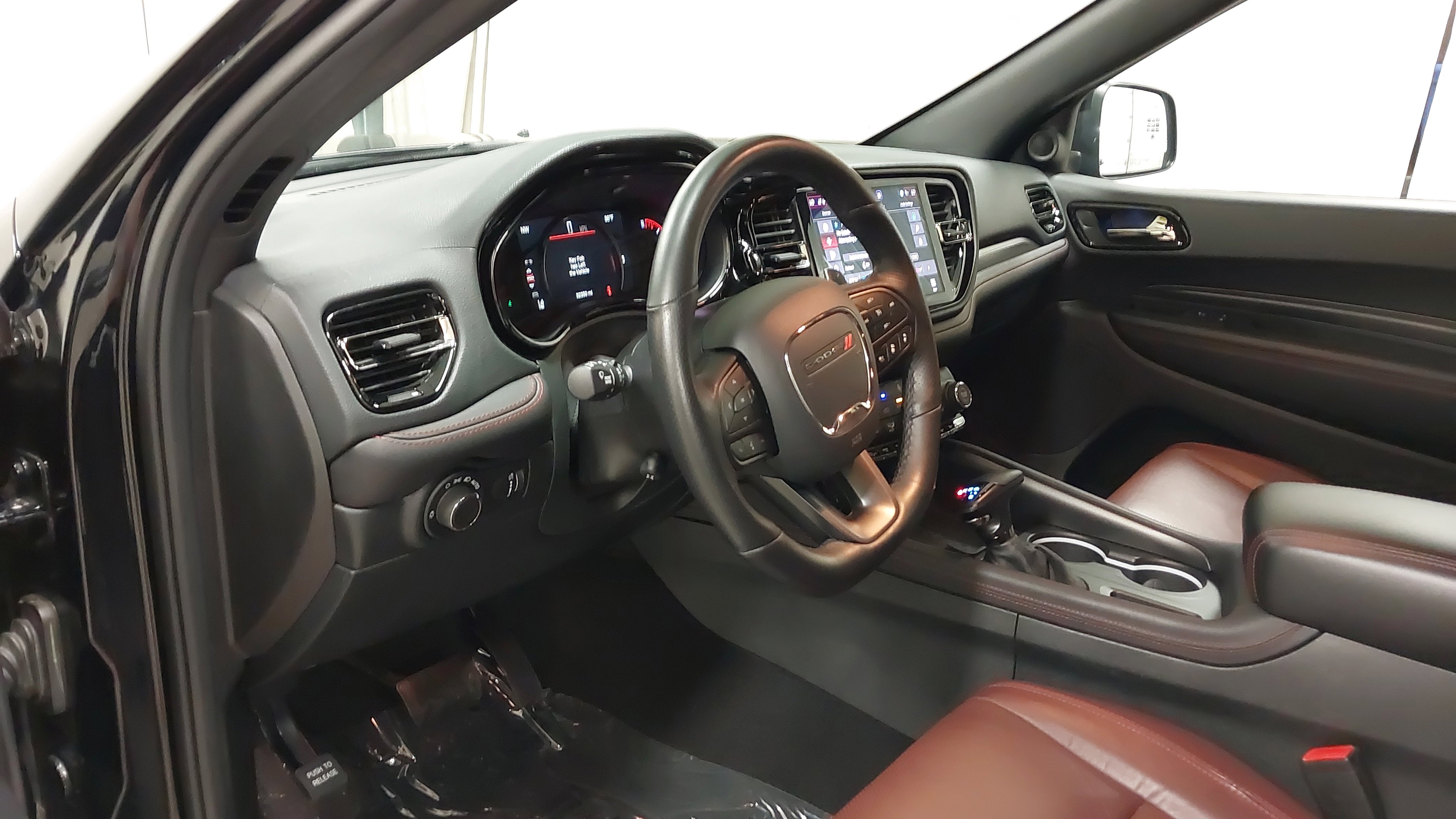 Used 2025 Dodge Durango GT image 17