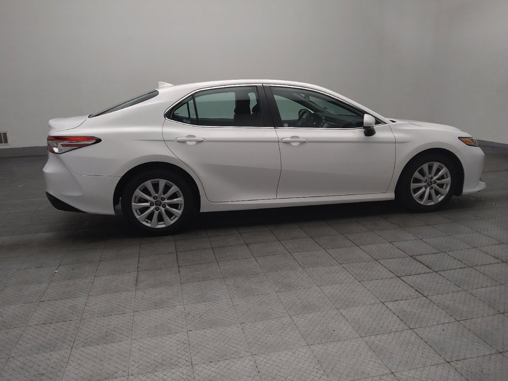 Used 2019 Toyota Camry LE FWD image 10