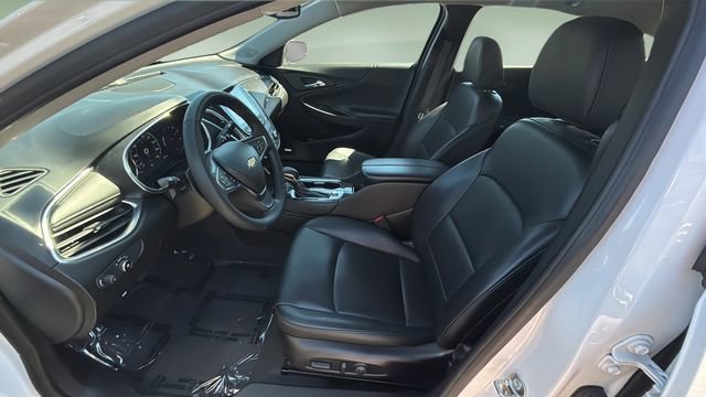 Used 2024 Chevrolet Malibu LT FWD image 18