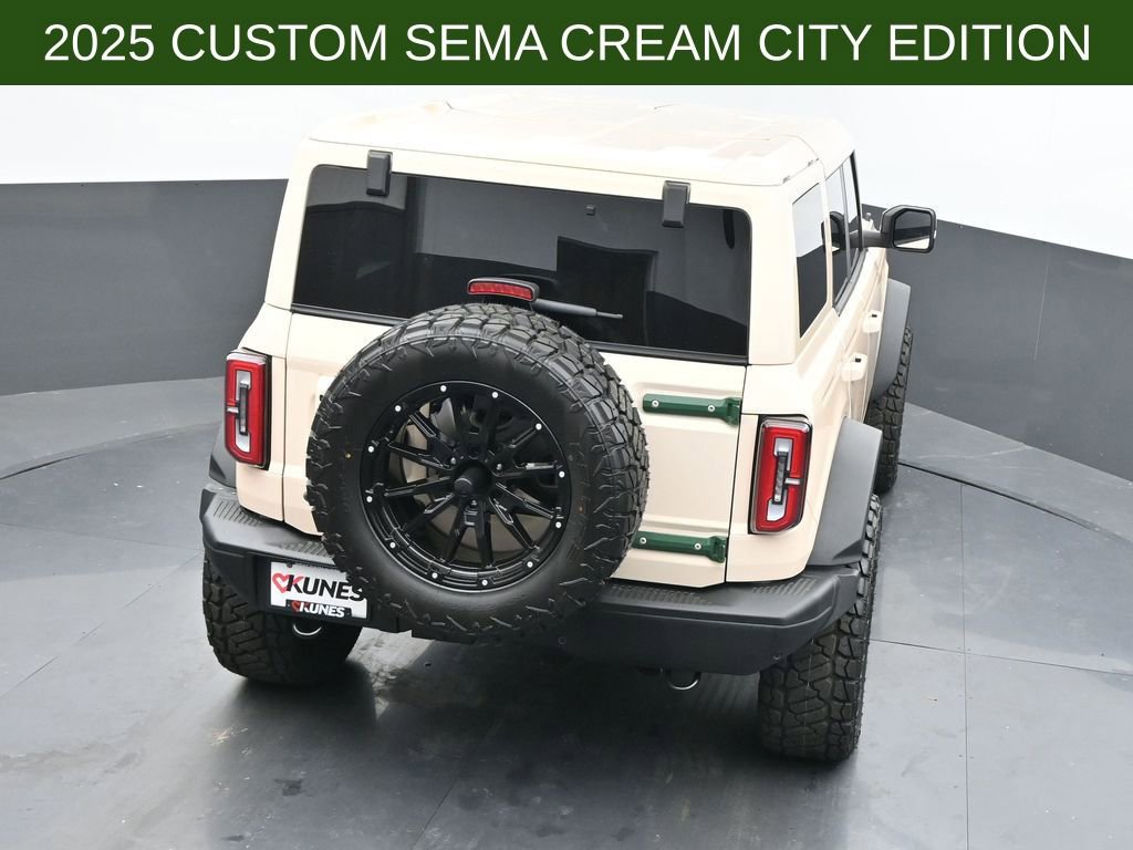 New 2025 Ford Bronco Badlands image 34