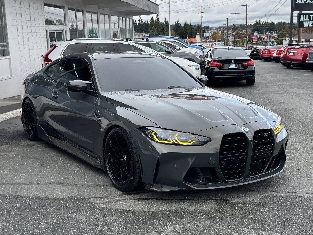 Used 2021 BMW M4 Competition w/ M Carbon Exterior Package RWD image 15