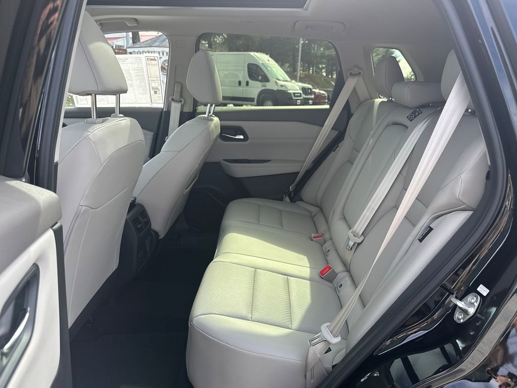 New 2026 Nissan Rogue Dark Armor image 26