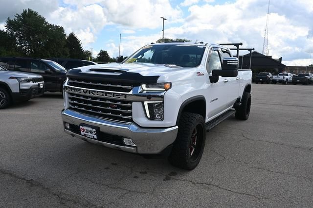 Used 2021 Chevrolet Silverado 2500 LTZ w/ LTZ Premium Package AWD/4WD image 3