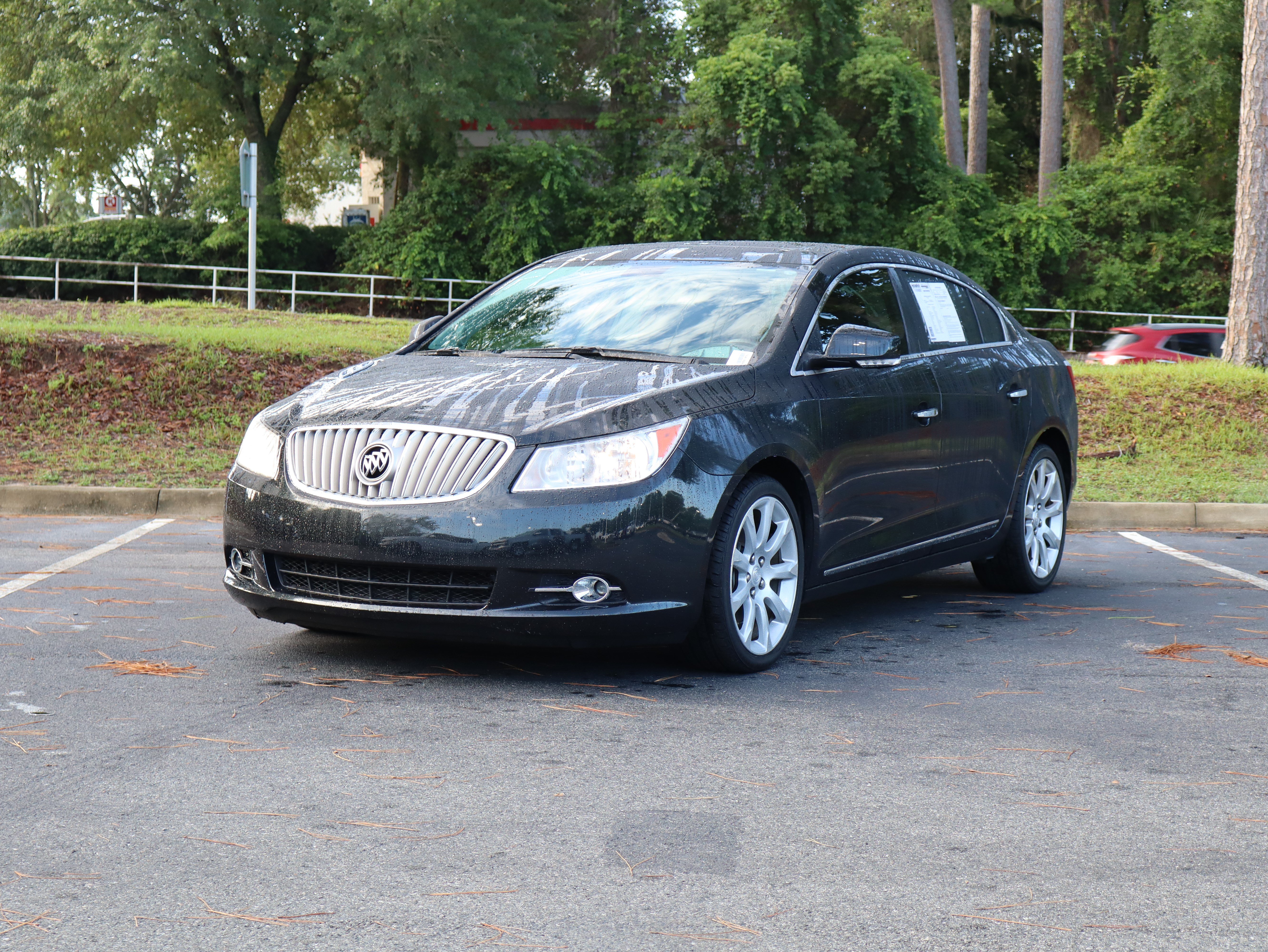 Used 2010 Buick LaCrosse CXS w/ Touring Package FWD image 5