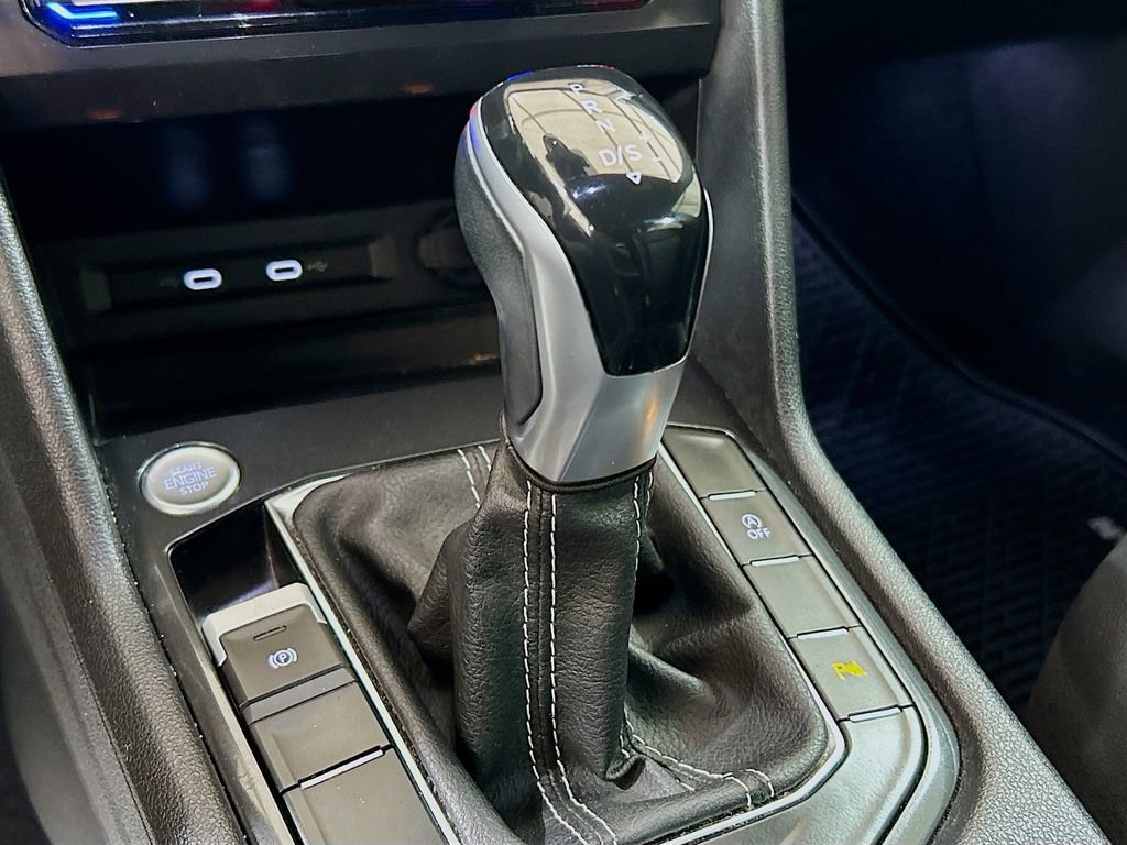 Used 2022 Volkswagen Tiguan SE R-Line FWD image 14