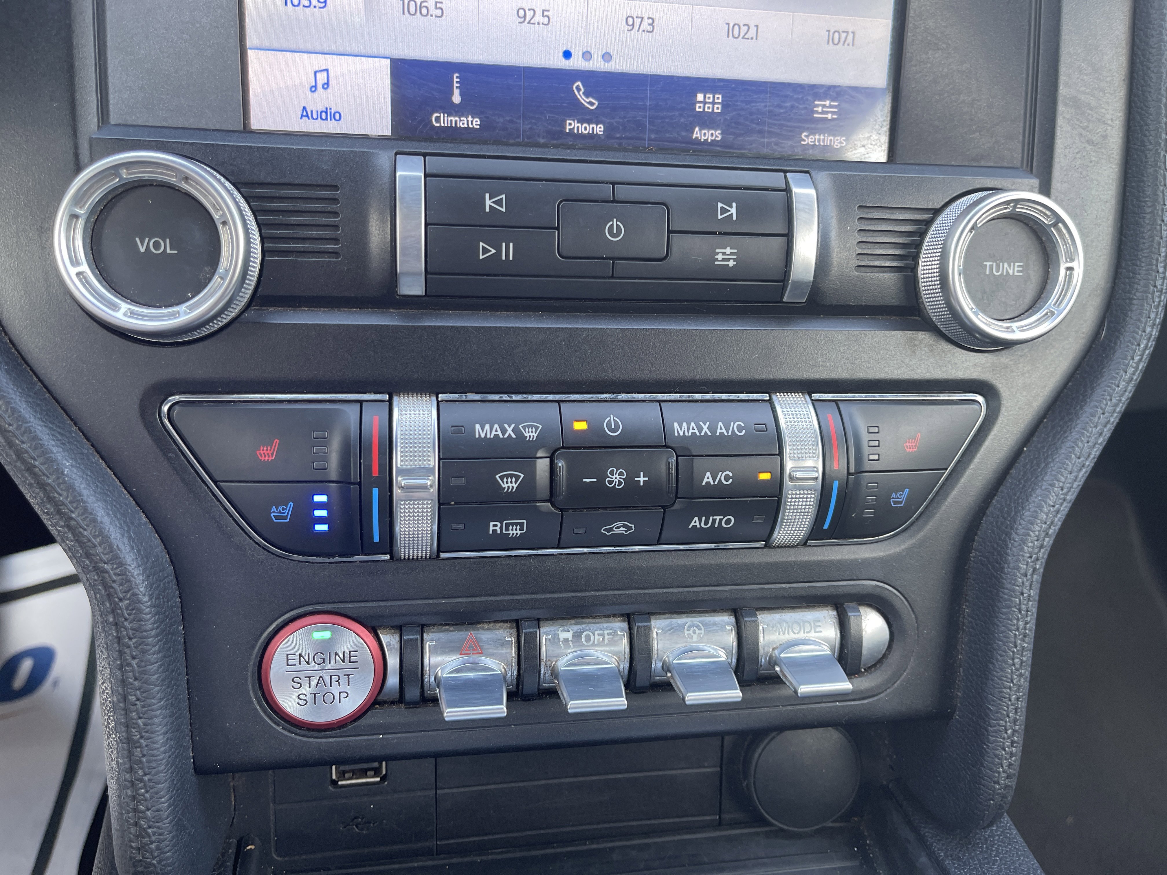 Used 2022 Ford Mustang Premium image 25