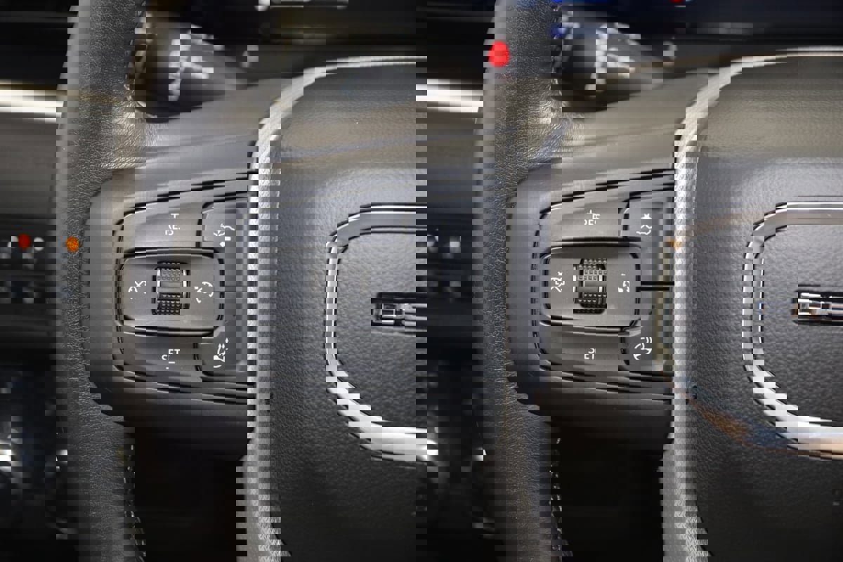 Used 2022 GMC Yukon Denali image 35