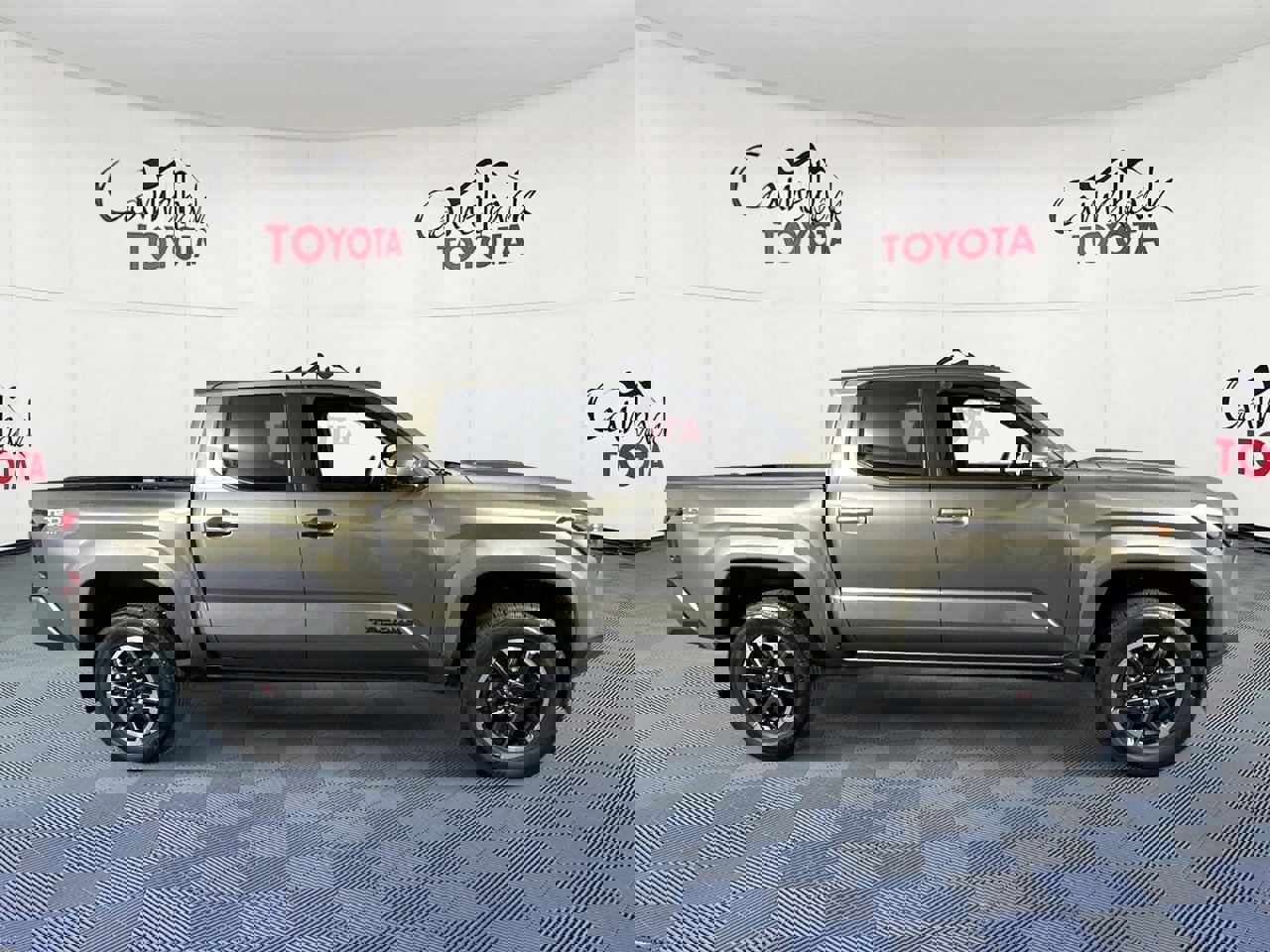 Used 2024 Toyota Tacoma TRD Sport image 8