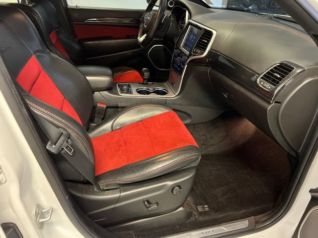 Used 2015 Jeep Grand Cherokee SRT w/ Quick Order Package 26J AWD/4WD image 11