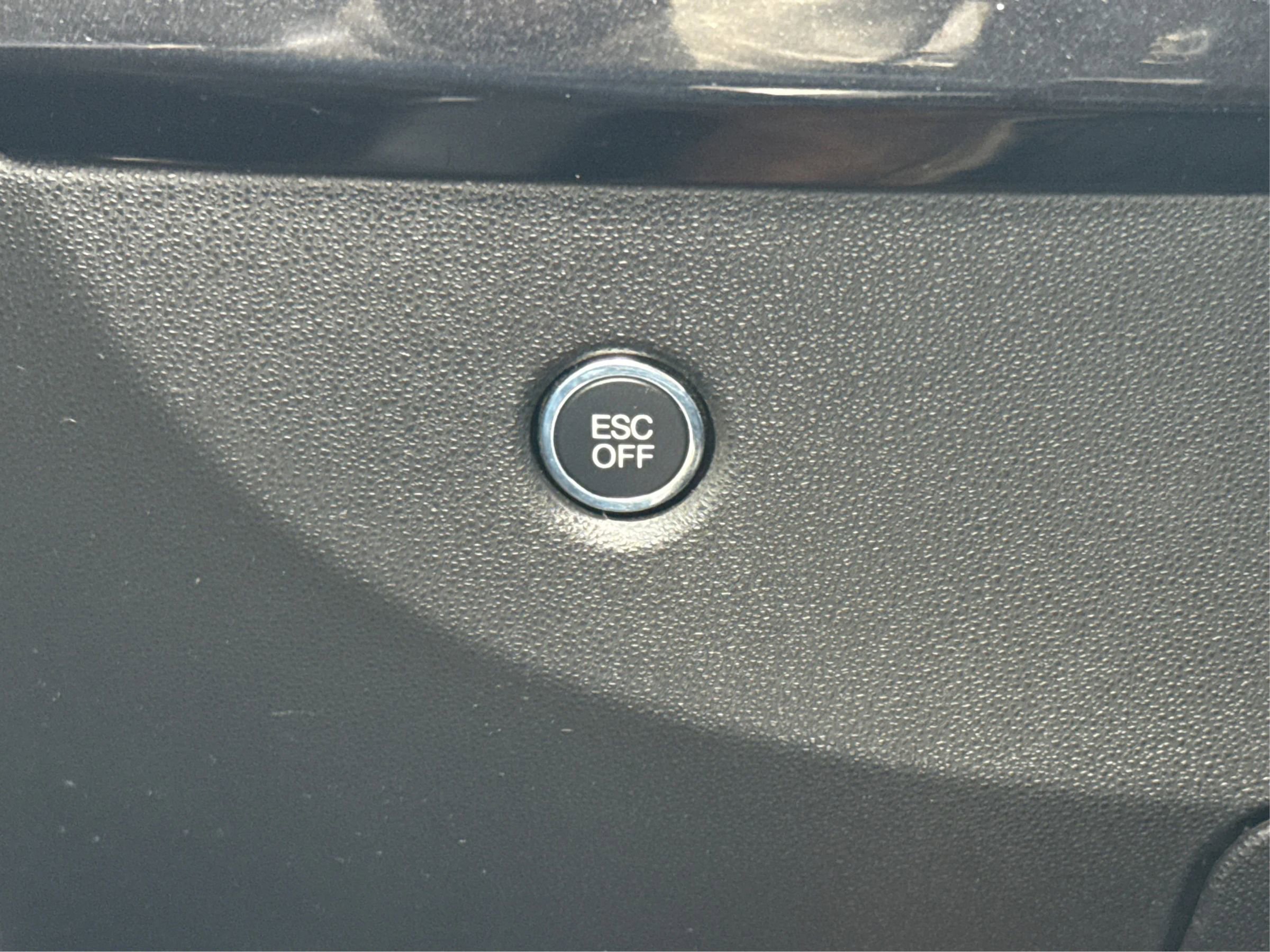 Used 2013 FIAT 500 Abarth w/ Comfort/Convenience Group image 19